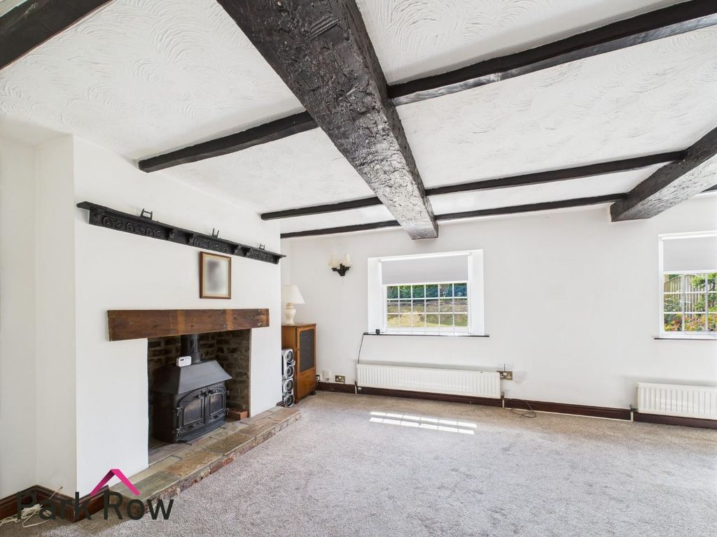 Property photo 2 of 34