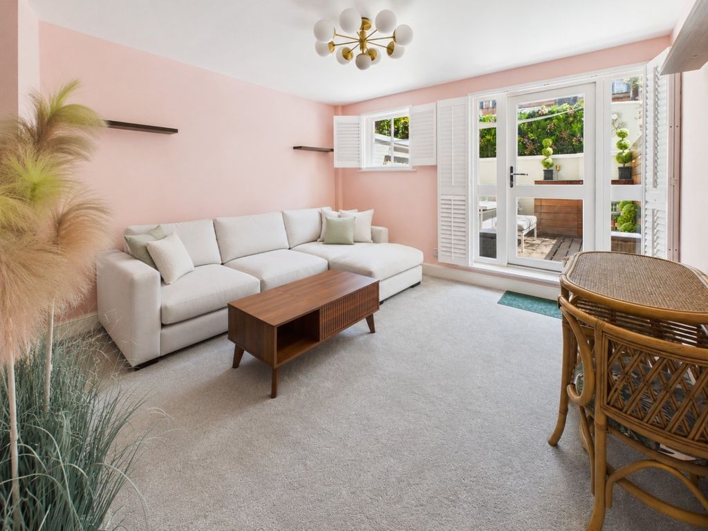 Property photo 3 of 21 5318573