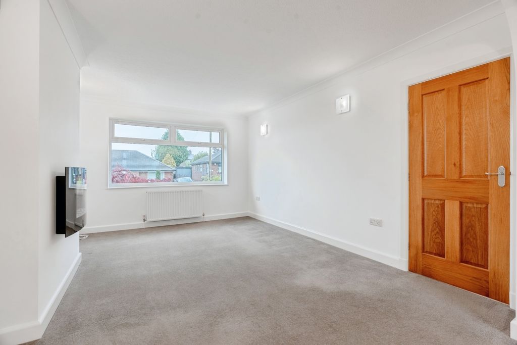 Property photo 2 of 20 Pbox-Img.Jpg