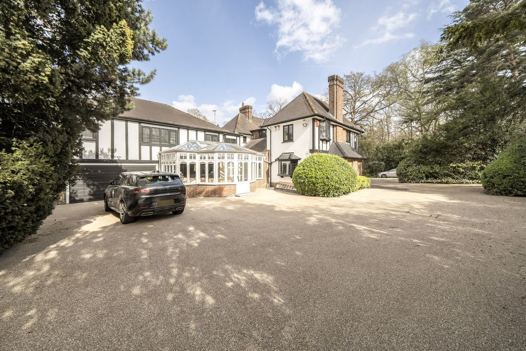 Additional image 14 of 7 bed detached house for saleShirley Church Road, Croydon CR0