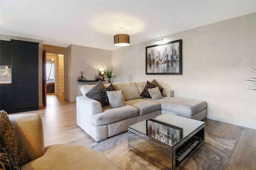 Property photo 2 of 16 Picture No. 02