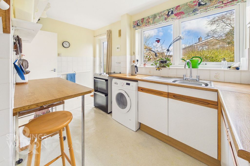 Property photo 3 of 19