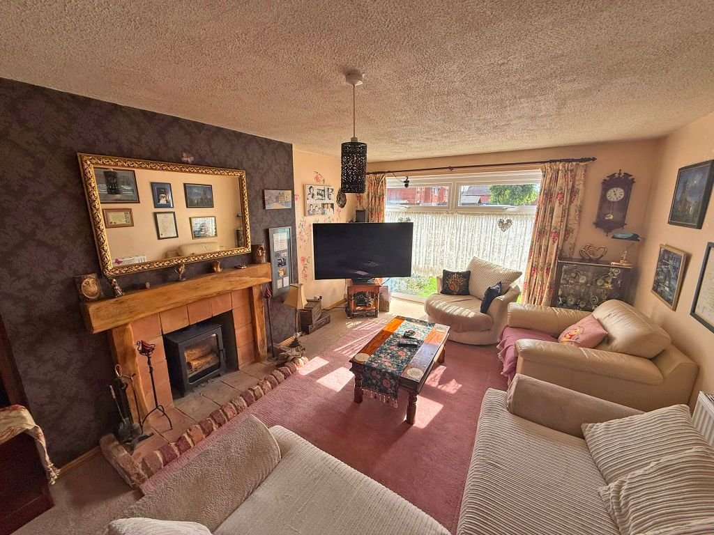 Property photo 2 of 12 Img_5612