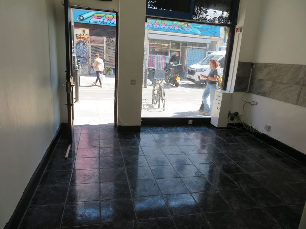 Property photo 2 of 3