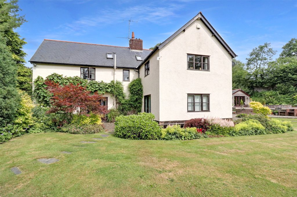 Property photo 1 of 39 Picture No. 17