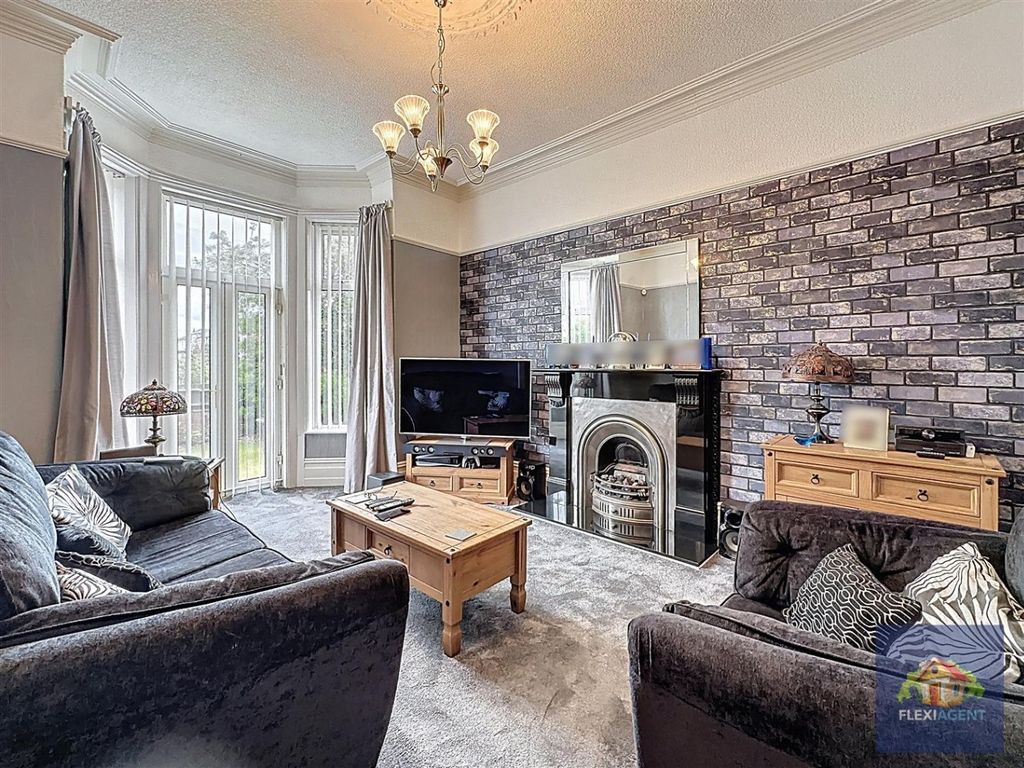 Property photo 3 of 27 4703573