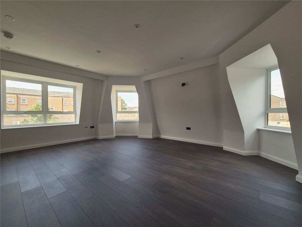 Property photo 1 of 6 Picture No. 02