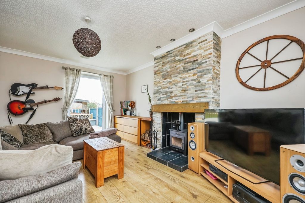 Property photo 2 of 18 Pbox-Img.Jpg