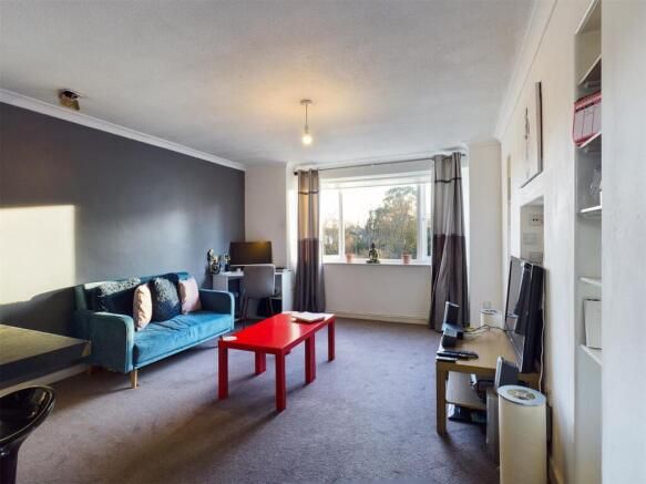 Property photo 2 of 7