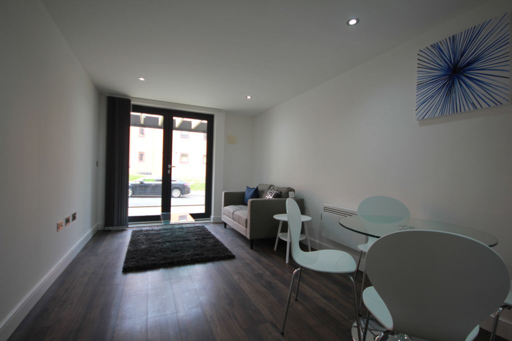 Property photo 3 of 9