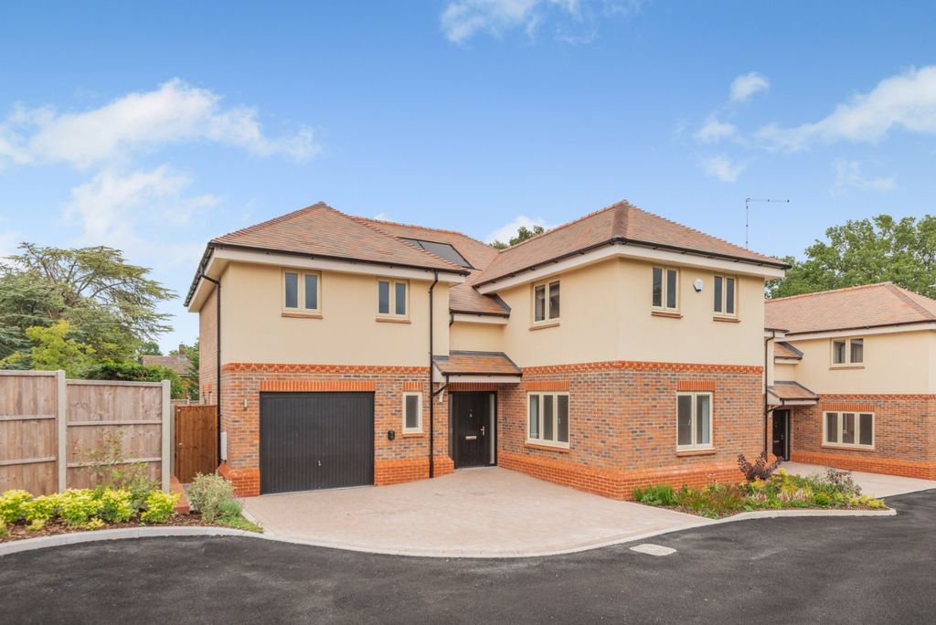 Property photo 1 of 12 Picture No. 37