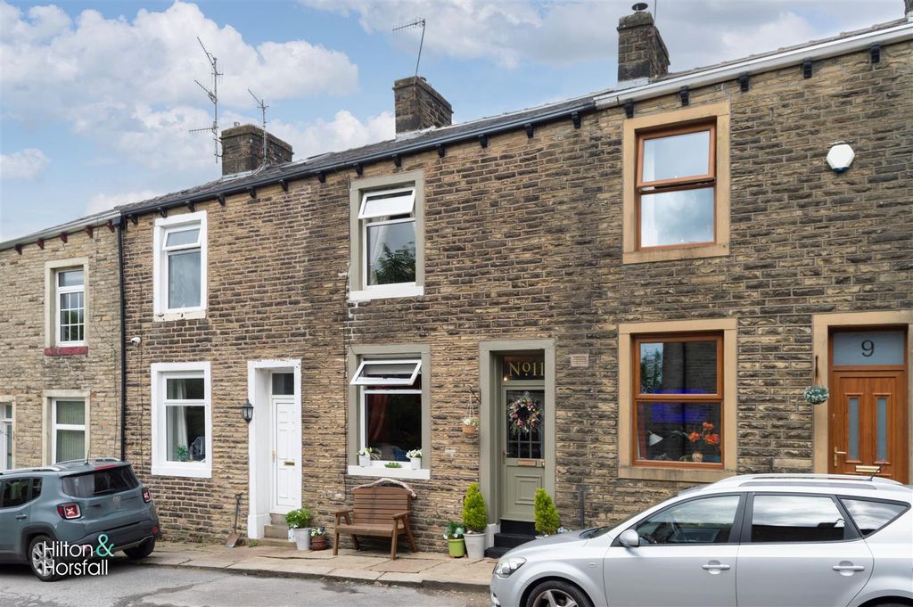 Property photo 1 of 21 Parkinson Street