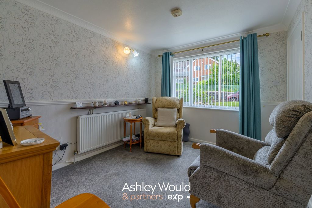 Property photo 3 of 17