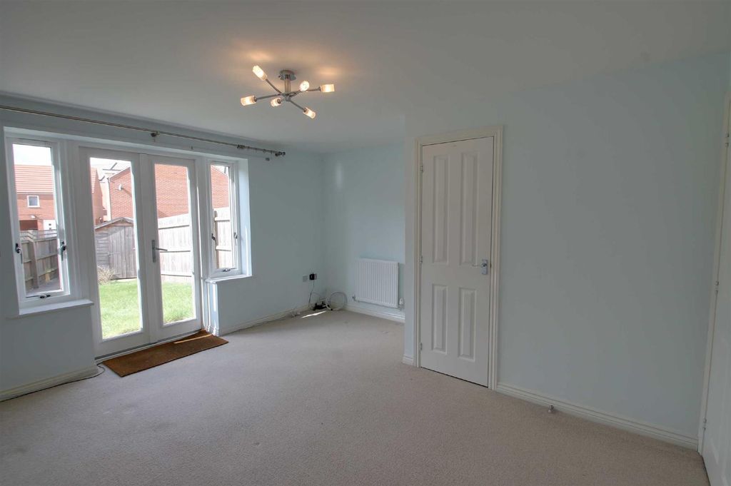 Property photo 3 of 20