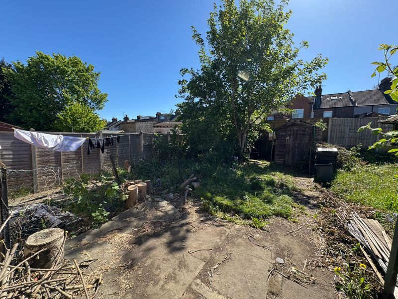 Property photo 2 of 9 Photo 7