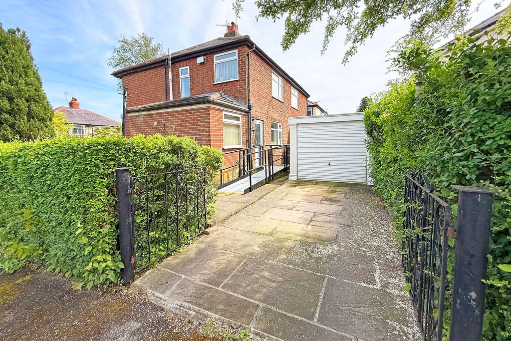 Property photo 2 of 14