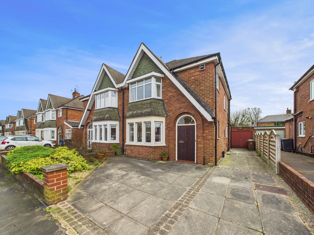 Property photo 1 of 17