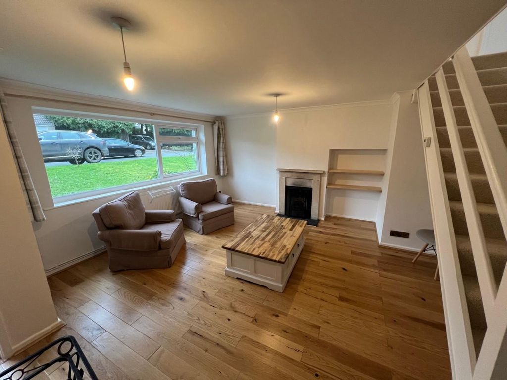 Property photo 3 of 10 3 Churchhill Way - Lounge.Jpg