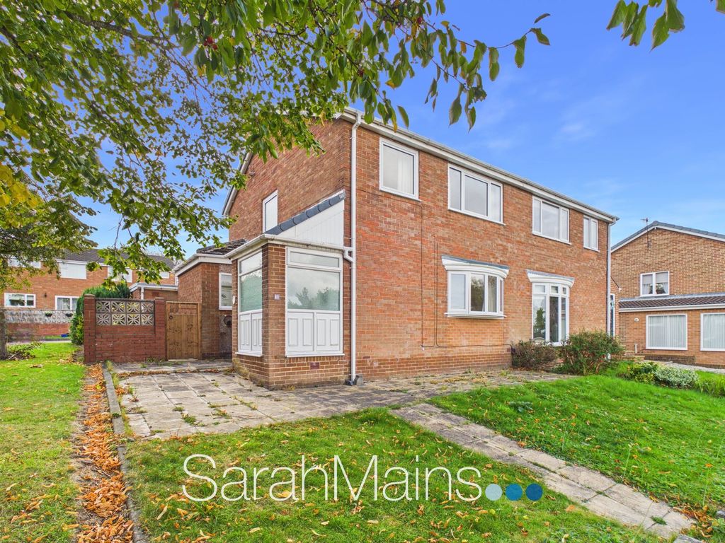 Property photo 1 of 16 External