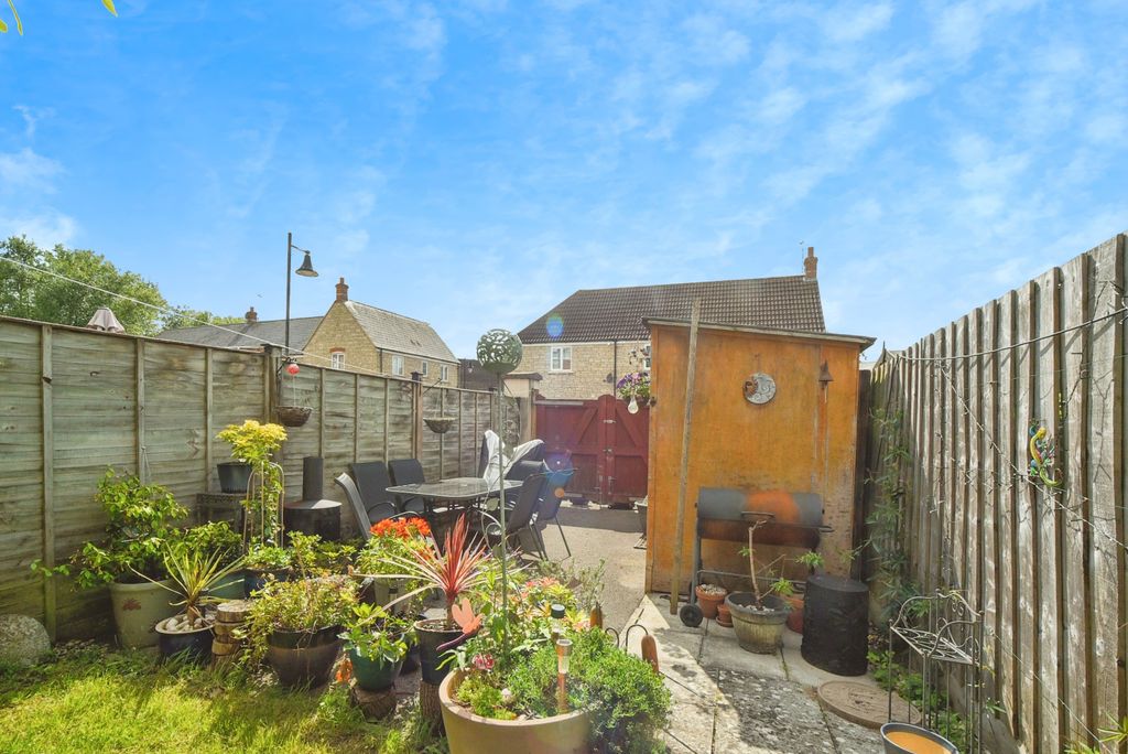 Property photo 2 of 16