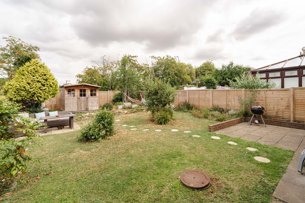 Property photo 2 of 22 31