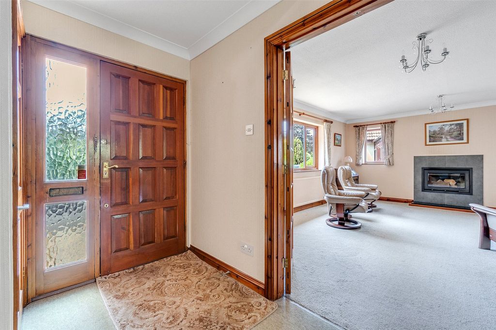 Property photo 3 of 37 Picture No. 03