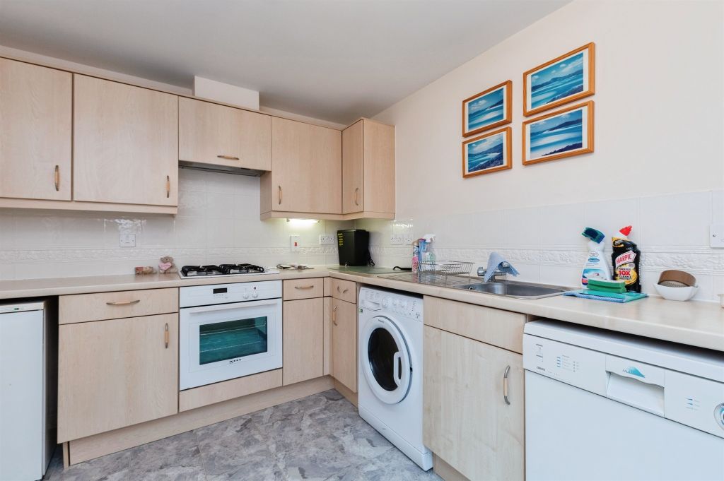 Property photo 3 of 15