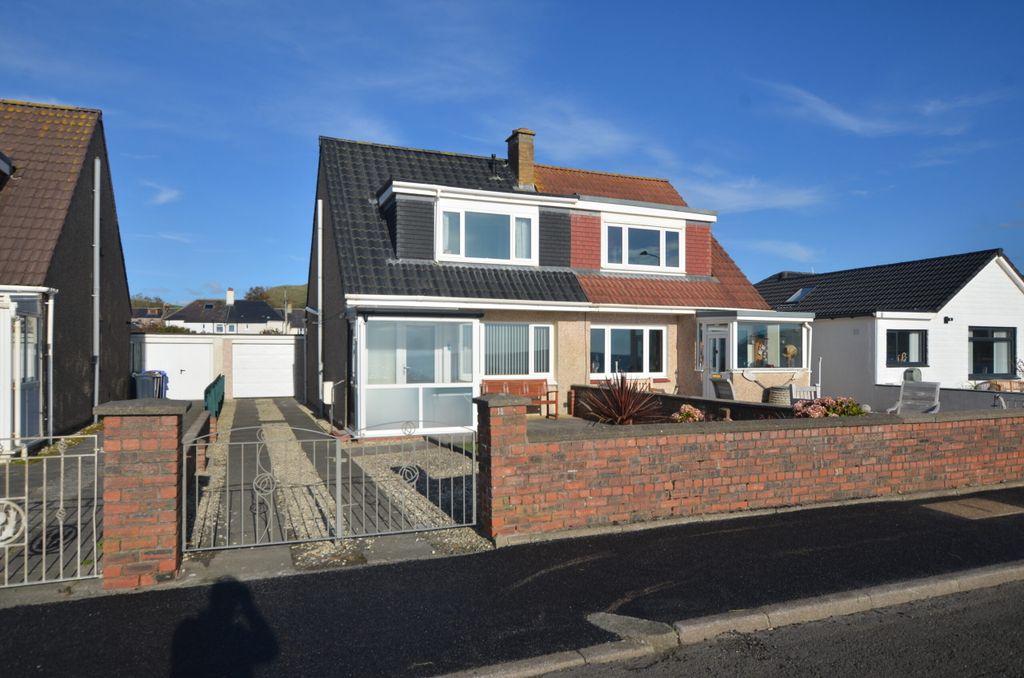 Property photo 1 of 33