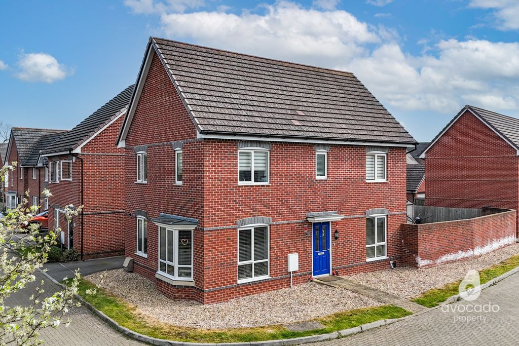 Property photo 1 of 37 4985592