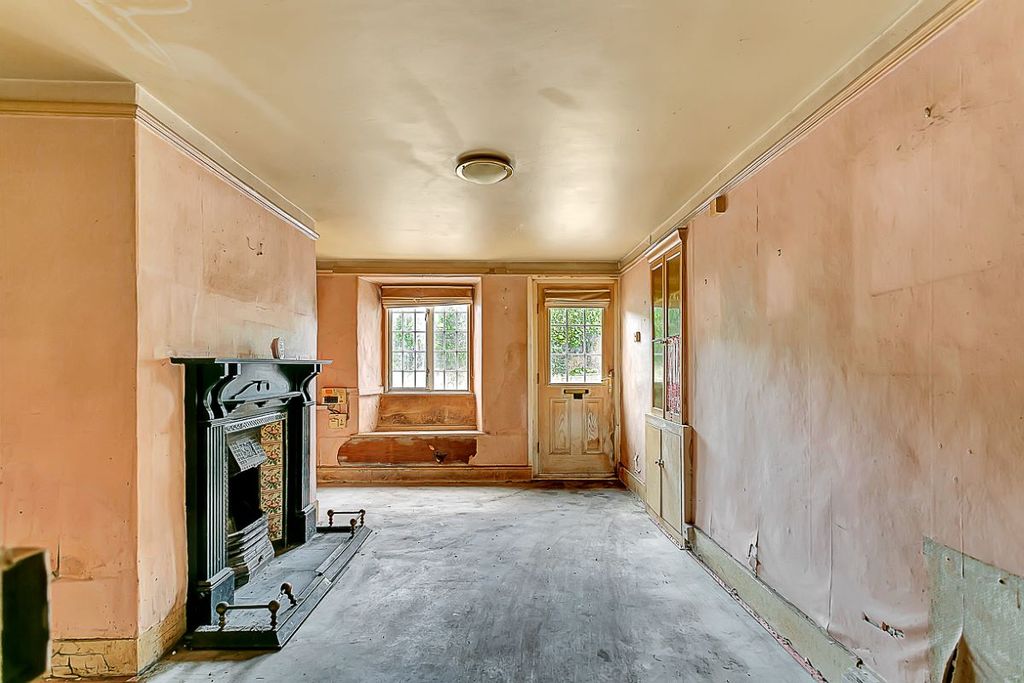 Property photo 3 of 10 Image 3