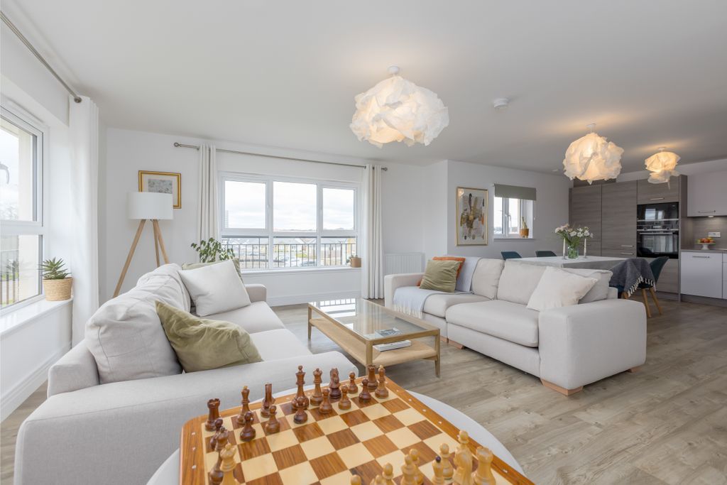 Property photo 3 of 17 Property Image 3