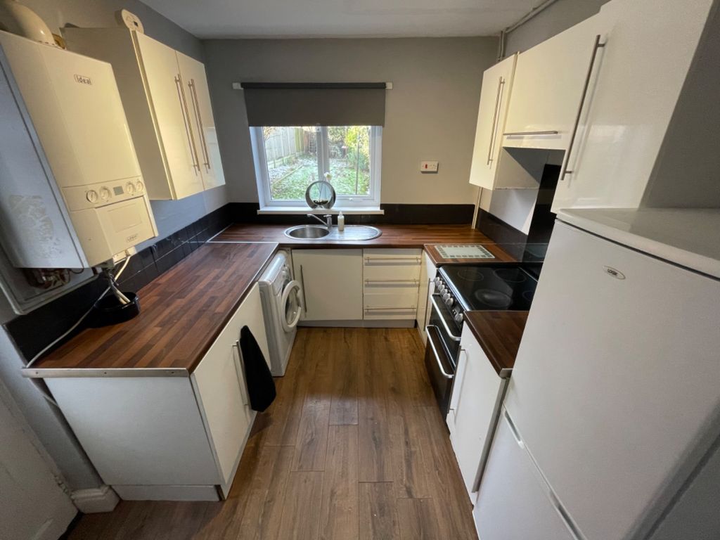 Property photo 2 of 7 2070725