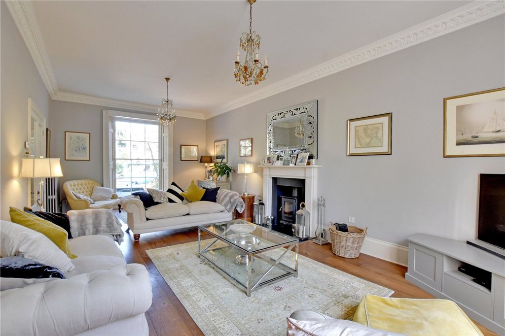 Property photo 2 of 57 Picture No. 36