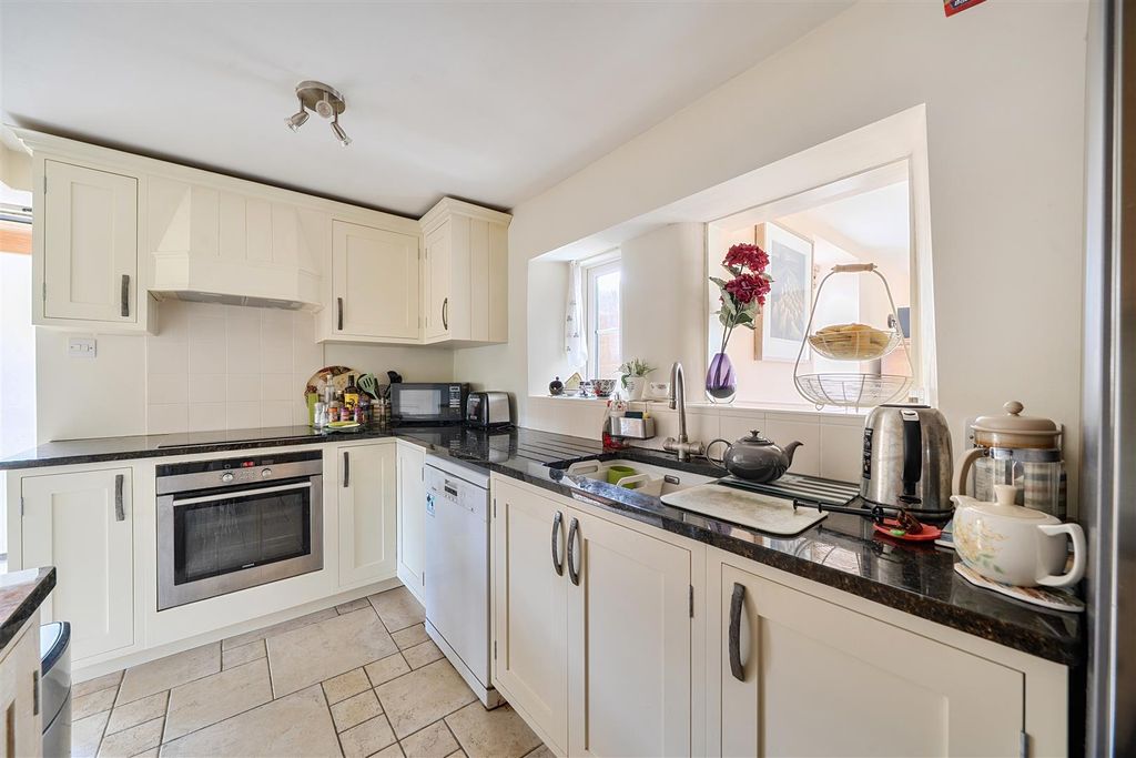 Property photo 2 of 35 Kitchen