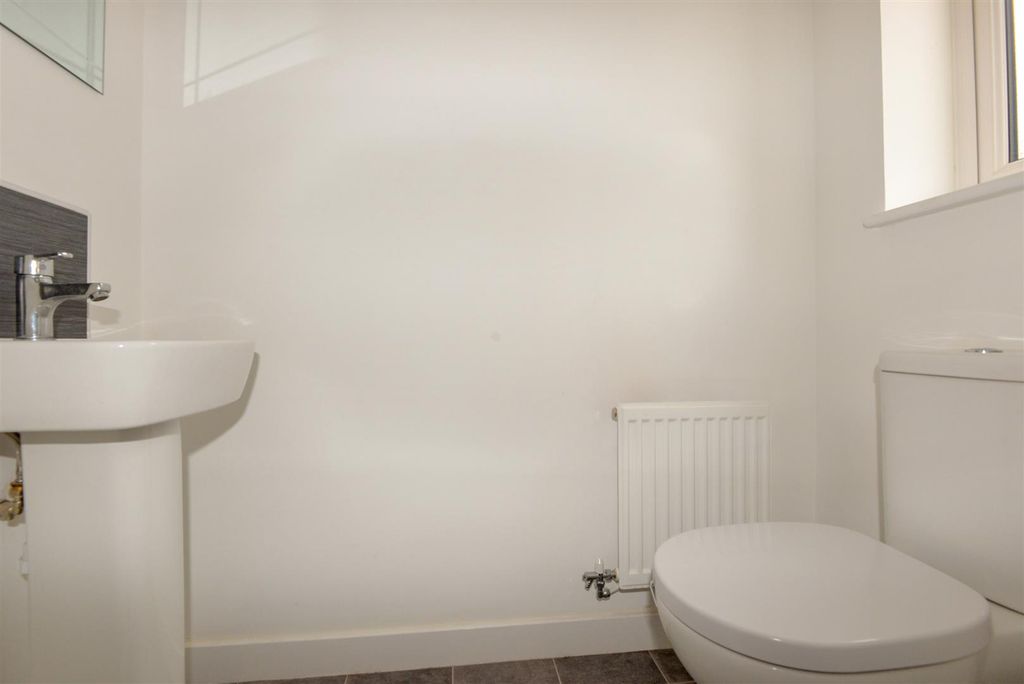 Property photo 3 of 17 WC 1.Jpg