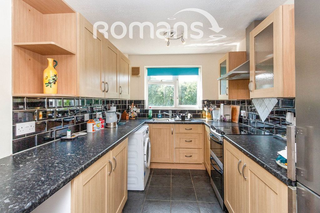 Property photo 2 of 10 Property Image