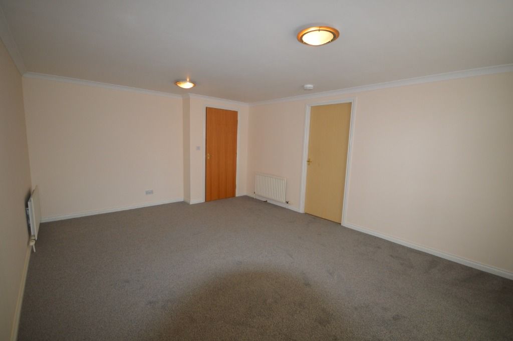 Property photo 3 of 10 Photo 3