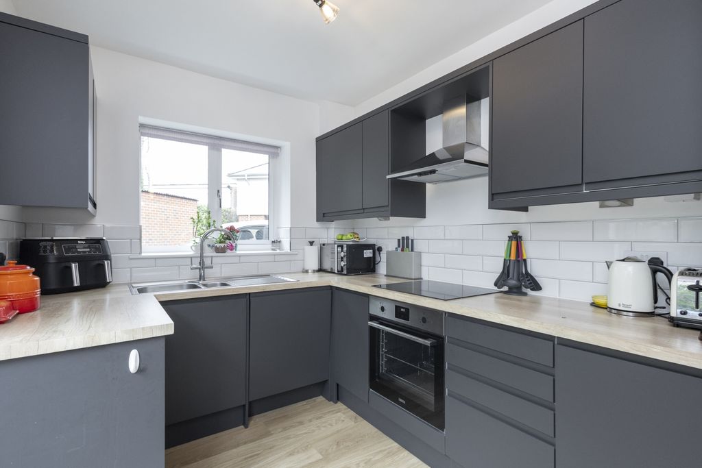 Property photo 3 of 10 CC_Media-20