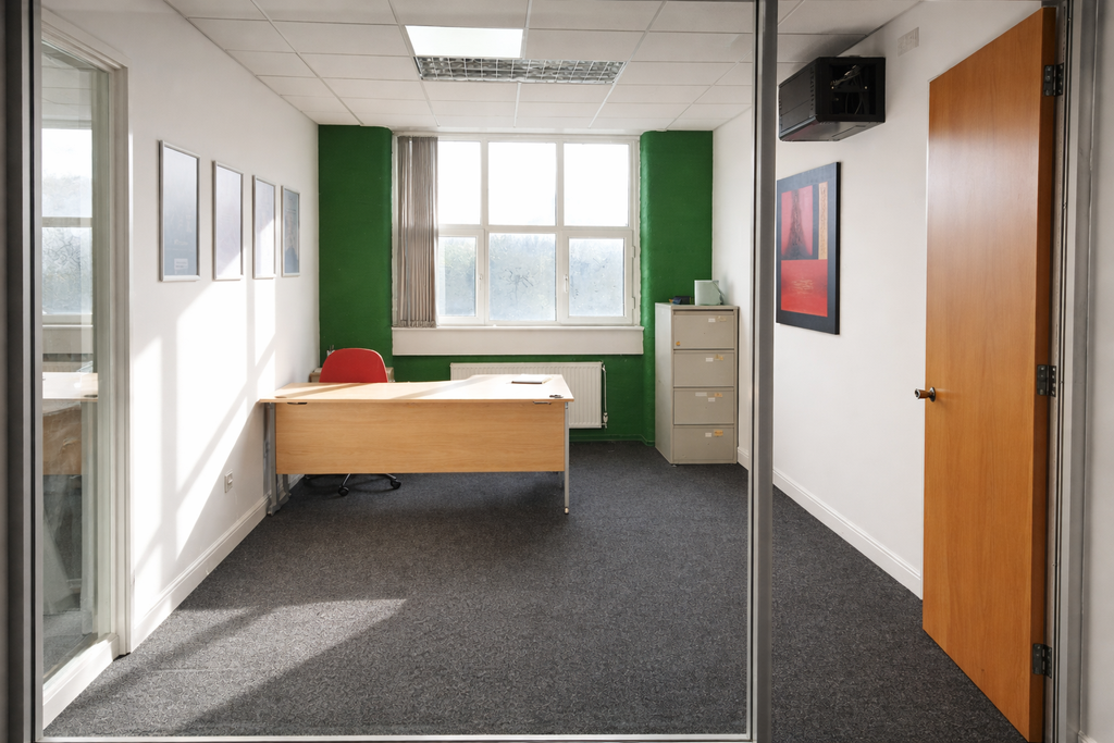 Property photo 1 of 4