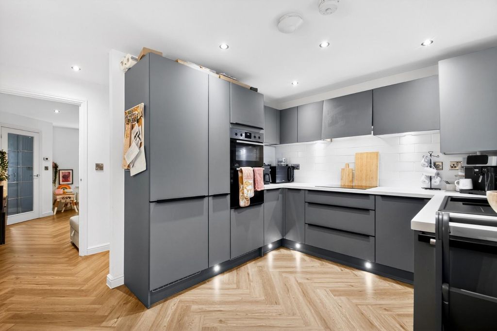 Property photo 2 of 16 16Stablemews-9.Jpg