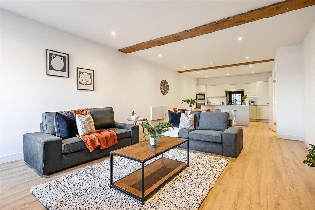 Property photo 3 of 24 Living Room