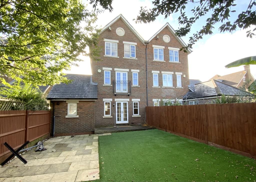 Property photo 1 of 14