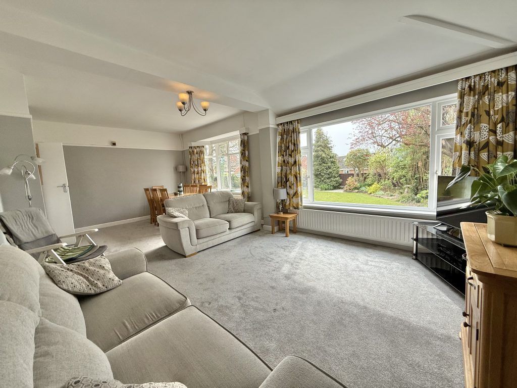 Property photo 2 of 26