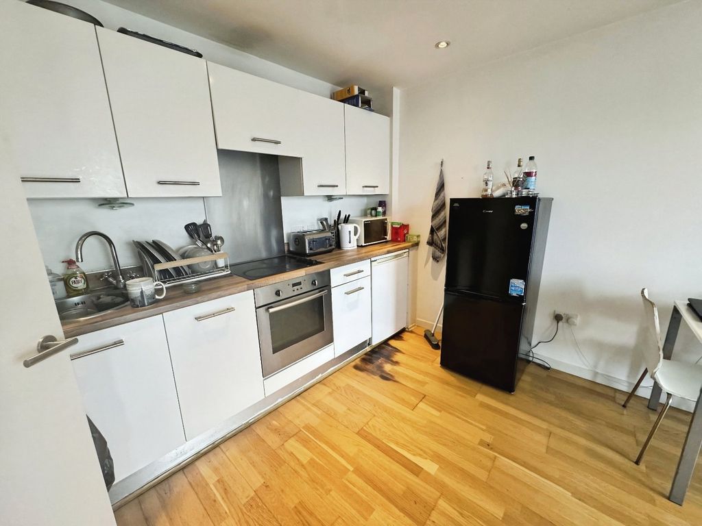 Property photo 3 of 11 Picture No. 08