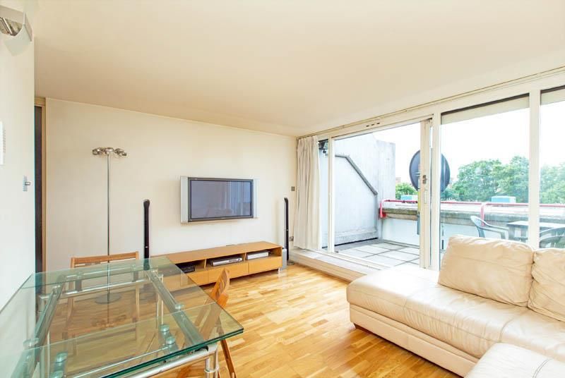 Property photo 2 of 8 R2.Jpg