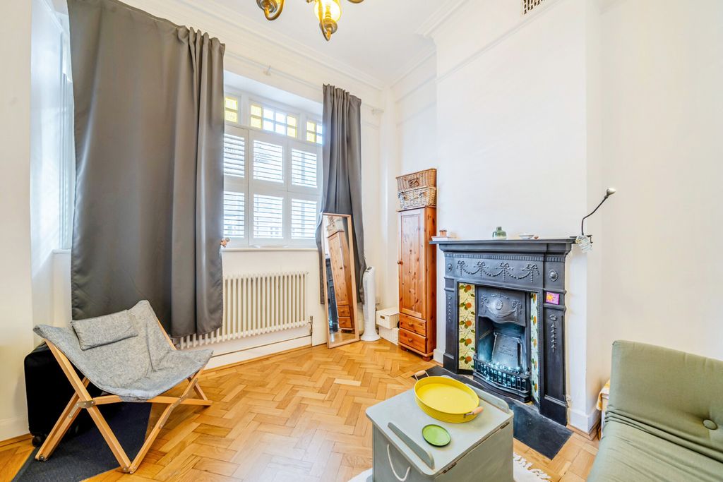 Property photo 2 of 18 1428910-11-69Bafc...