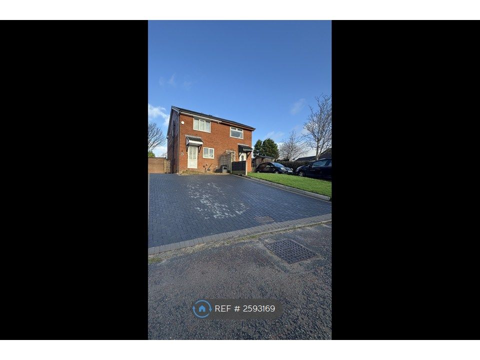Property photo 2 of 34