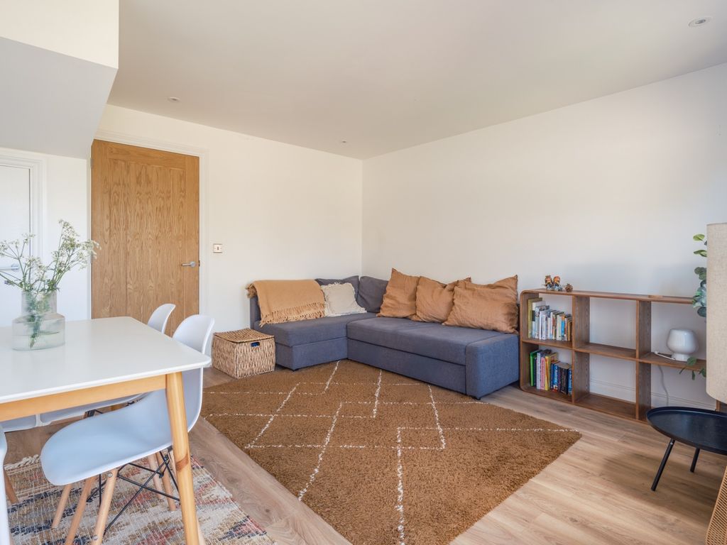 Property photo 3 of 15 5380802