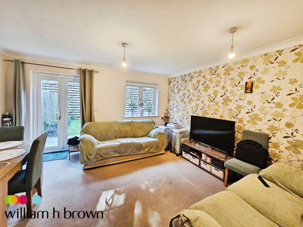 Property photo 2 of 12 Image