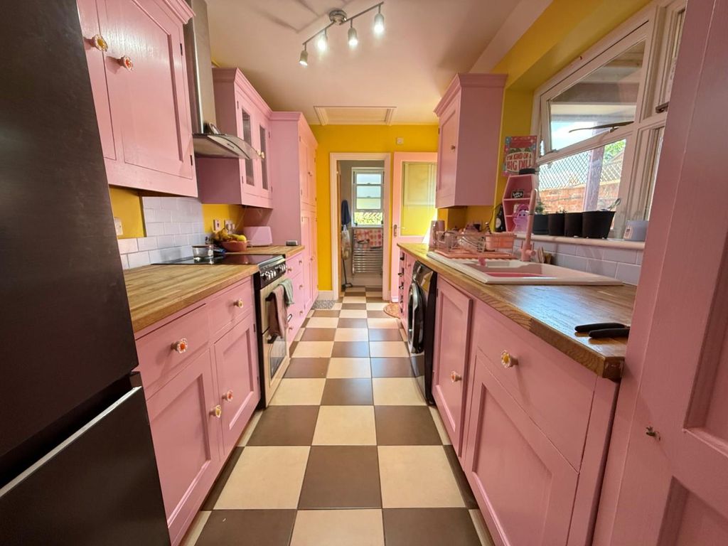 Property photo 2 of 10 3.Jpg